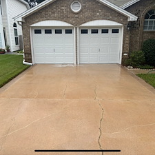 Low-Pressure-Cleaning-Driveway-In-Pensacola-Florida 0